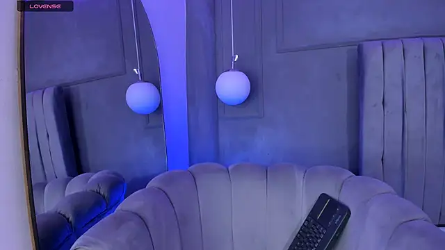 AmyOlimpo online show from 03/20/25, 05:02