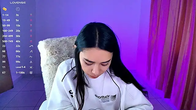 AmyOlimpo online show from 10/04/25, 03:48