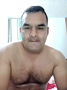 Snapshot of Angeelus2 chatting on 02/23/25, 01:35 Angeelus2 online show from 02/23/25, 01:35