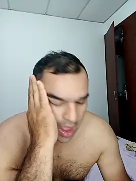 Snapshot of Angeelus2 chatting on 09/19/25, 01:56 Angeelus2 online show from 09/19/25, 01:56