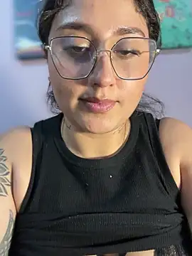 Snapshot of croftsmila chatting on 01/10/25, 03:50 croftsmila online show from 01/10/25, 03:50