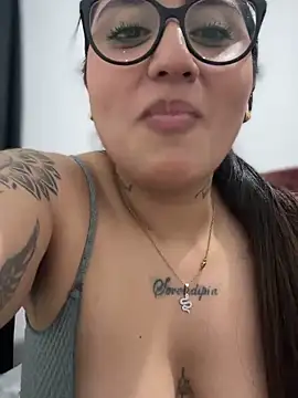 Snapshot of croftsmila chatting on 03/04/25, 04:17 croftsmila online show from 03/04/25, 04:17