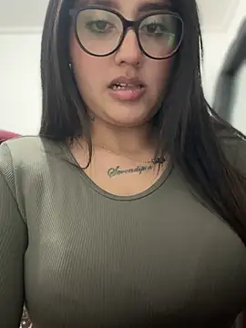 Snapshot of croftsmila chatting on 03/18/25, 04:47 croftsmila online show from 03/18/25, 04:47