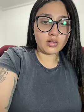 Snapshot of croftsmila chatting on 03/23/25, 03:32 croftsmila online show from 03/23/25, 03:32