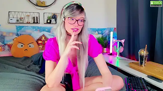 Kittychatte online show from 01/05/25, 10:21