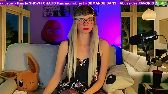 Kittychatte online show from 11/10/25, 09:03