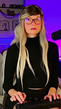 Kittychatte online show from 06/10/26, 12:48