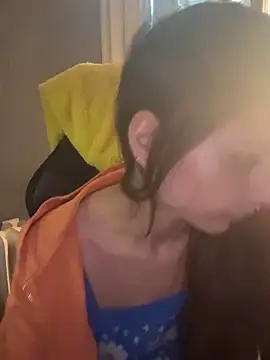 Snapshot of LaPetitechienne1 chatting on 01/21/25, 02:15 LaPetitechienne1 online show from 01/21/25, 02:15