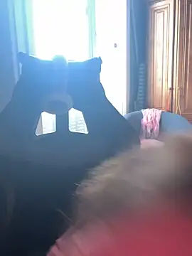 Snapshot of LaPetitechienne1 chatting on 01/26/25, 10:23 LaPetitechienne1 online show from 01/26/25, 10:23