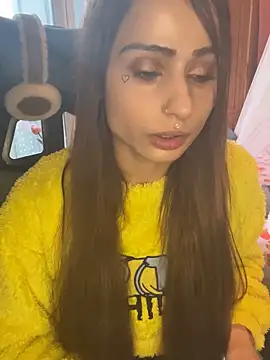 Snapshot of LaPetitechienne1 chatting on 01/30/25, 04:02 LaPetitechienne1 online show from 01/30/25, 04:02