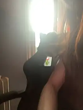 Snapshot of LaPetitechienne1 chatting on 02/10/25, 03:10 LaPetitechienne1 online show from 02/10/25, 03:10