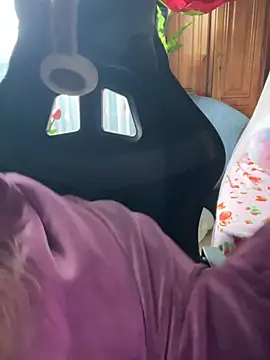 Snapshot of LaPetitechienne1 chatting on 02/13/25, 01:59 LaPetitechienne1 online show from 02/13/25, 01:59