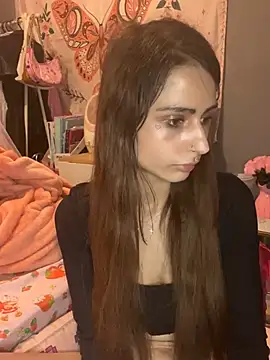 Snapshot of LaPetitechienne1 chatting on 02/20/25, 12:19 LaPetitechienne1 online show from 02/20/25, 12:19