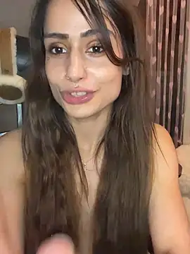 Snapshot of LaPetitechienne1 chatting on 02/22/25, 09:15 LaPetitechienne1 online show from 02/22/25, 09:15