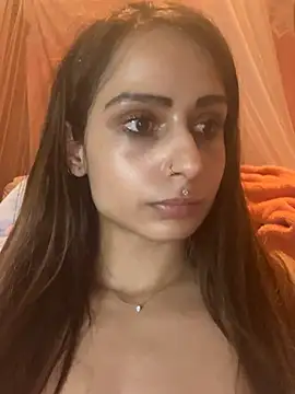 Snapshot of LaPetitechienne1 chatting on 03/08/25, 02:23 LaPetitechienne1 online show from 03/08/25, 02:23