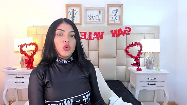  brenda becker online show from 02/13/25, 07:42