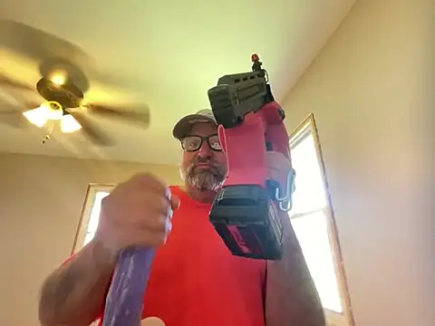 Snapshot of 13B_MasterGunner chatting on 06/16/26, 03:03 13B MasterGunner online show from 06/16/26, 03:03