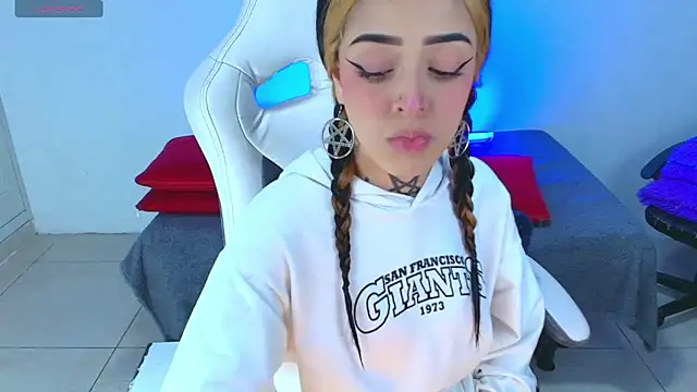 farichell online show from 04/19/26, 10:12