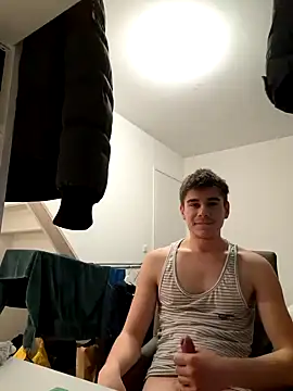 Snapshot of bestboy18 chatting on 12/05/24, 06:11 bestboy18 online show from 12/05/24, 06:11