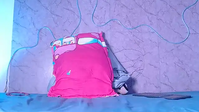 Snapshot of hannapasion chatting on 11/10/25, 12:26 hannapasion online show from 11/10/25, 12:26