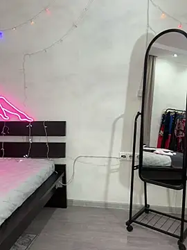 Snapshot of Milf_Tea chatting on 12/29/24, 07:06 Milf Tea online show from 12/29/24, 07:06