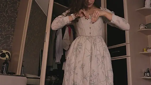 Snapshot of Chill_out_with_Salvia chatting on 01/06/25, 04:23 Chill out with Salvia online show from 01/06/25, 04:23