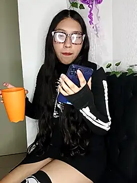 Umaru uwu online show from 10/31/25, 07:53