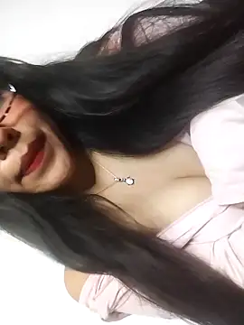 Umaru uwu online show from 11/17/25, 04:29