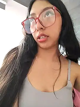 Umaru uwu online show from 04/19/26, 09:06