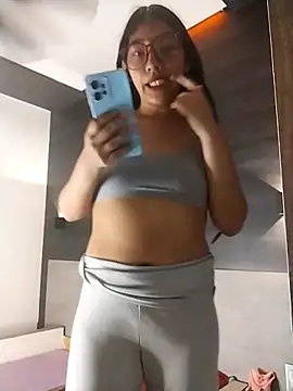 Umaru uwu online show from 04/21/26, 07:03