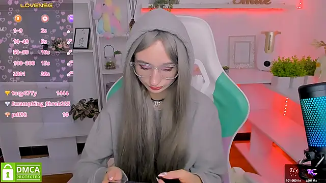 Katia Kim online show from 02/15/25, 12:43