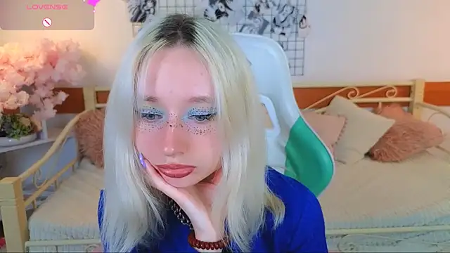 Katia Kim online show from 04/17/26, 05:32