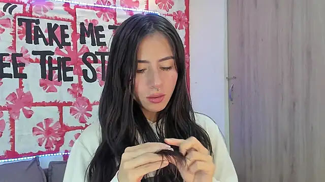 Mhelanny2 online show from 03/14/25, 04:21