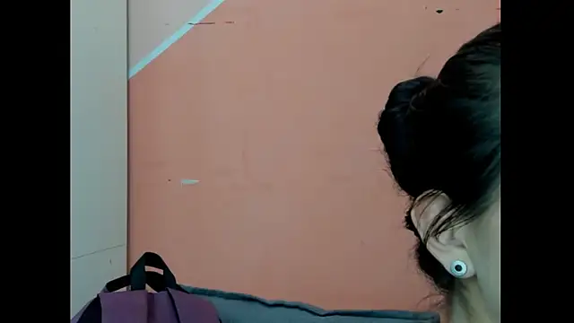 Mhelanny2 online show from 10/24/25, 09:22