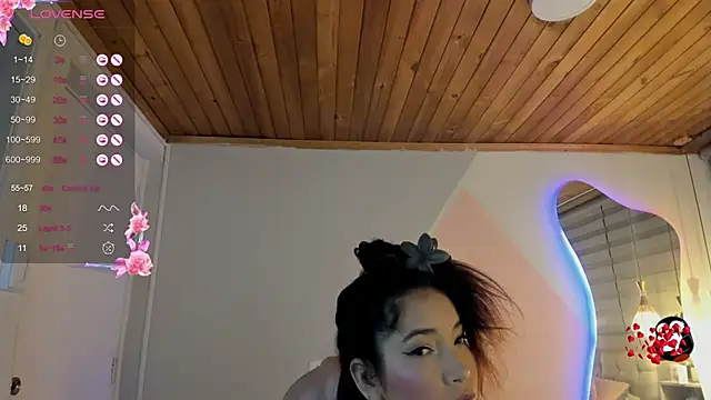 Snapshot of cristal__hot_1 chatting on 06/05/26, 06:52 cristal hot 1 online show from 06/05/26, 06:52