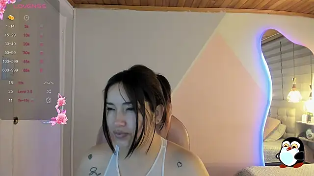 Snapshot of cristal__hot_1 chatting on 06/06/26, 05:01 cristal hot 1 online show from 06/06/26, 05:01