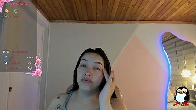 Snapshot of cristal__hot_1 chatting on 08/02/26, 05:39 cristal hot 1 online show from 08/02/26, 05:39