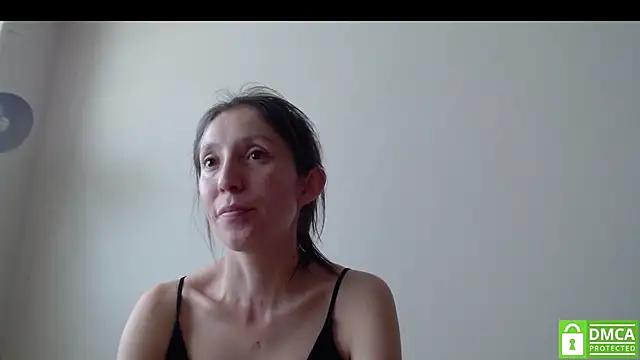 Sophi Cute online show from 10/21/25, 01:01