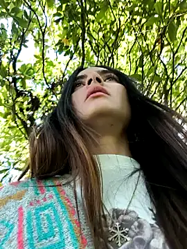 Snapshot of Sam_Sara chatting on 01/18/25, 03:49 Sam Sara online show from 01/18/25, 03:49