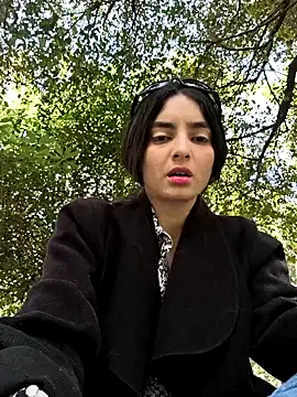 Snapshot of Sam_Sara chatting on 09/16/25, 03:35 Sam Sara online show from 09/16/25, 03:35