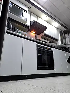 Sam Sara online show from 04/13/26, 05:35