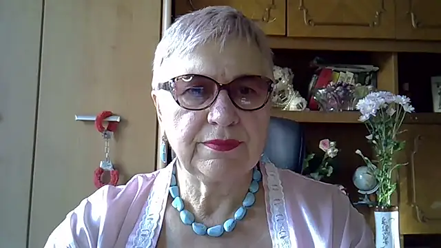 SweetCherry27 online show from 09/28/25, 05:35