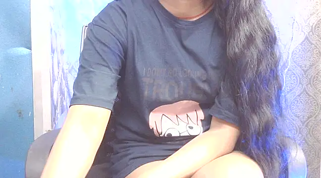 Supriya201 online show from 03/04/25, 01:17