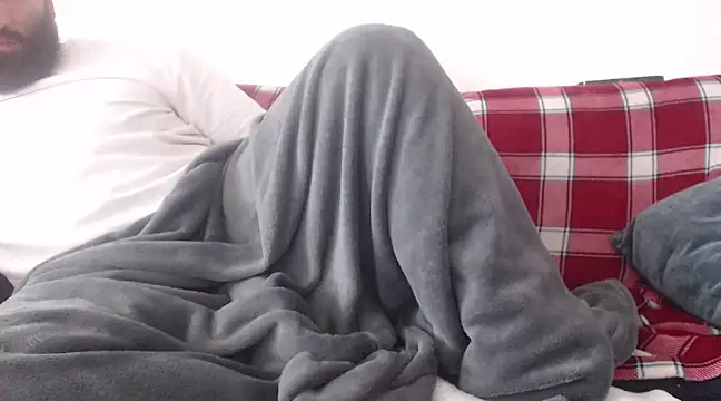 hugemachohandsome online show from 01/13/25, 12:13