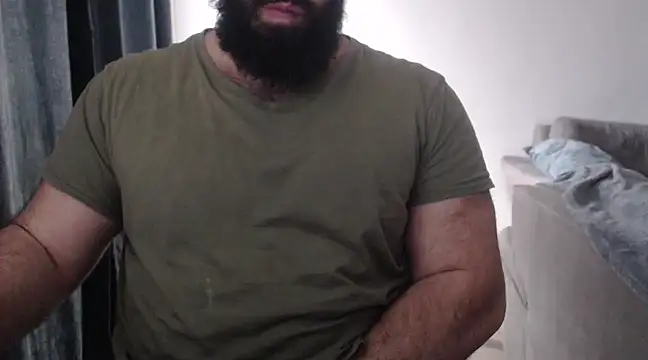 hugemachohandsome online show from 02/24/25, 03:53