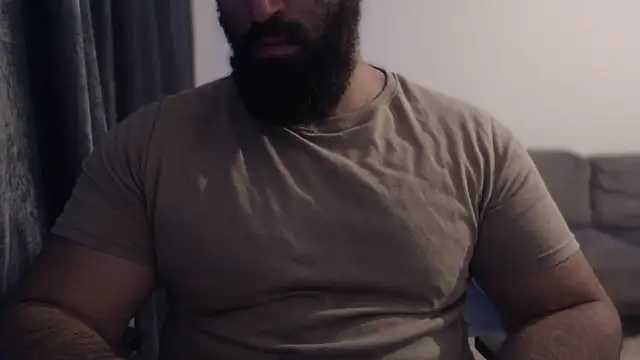 hugemachohandsome online show from 11/08/25, 06:35