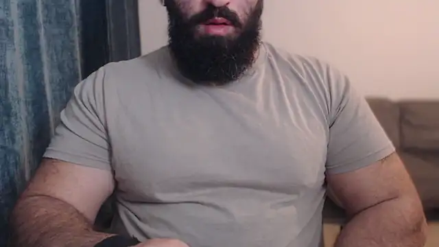 hugemachohandsome online show from 11/08/25, 10:41