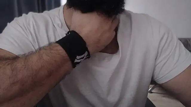 hugemachohandsome online show from 11/21/25, 09:30