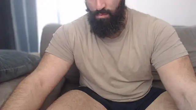 hugemachohandsome online show from 03/22/26, 08:40