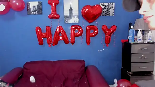 Snapshot of BeMyLover3 chatting on 02/15/25, 08:33 BeMyLover3 online show from 02/15/25, 08:33